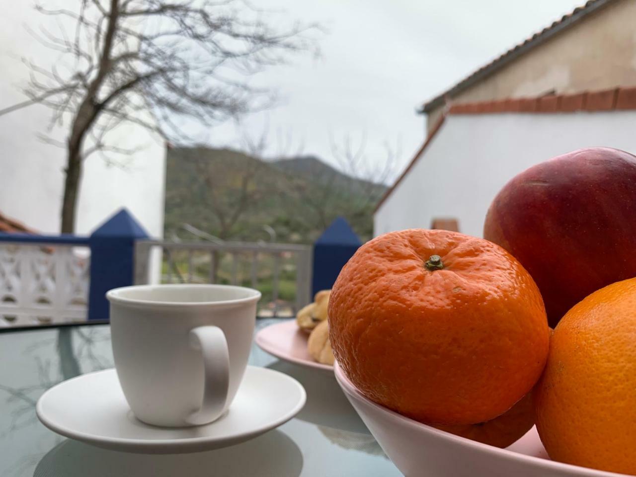 Alborada Apartamentos Rurales 埃尔瓦 外观 照片